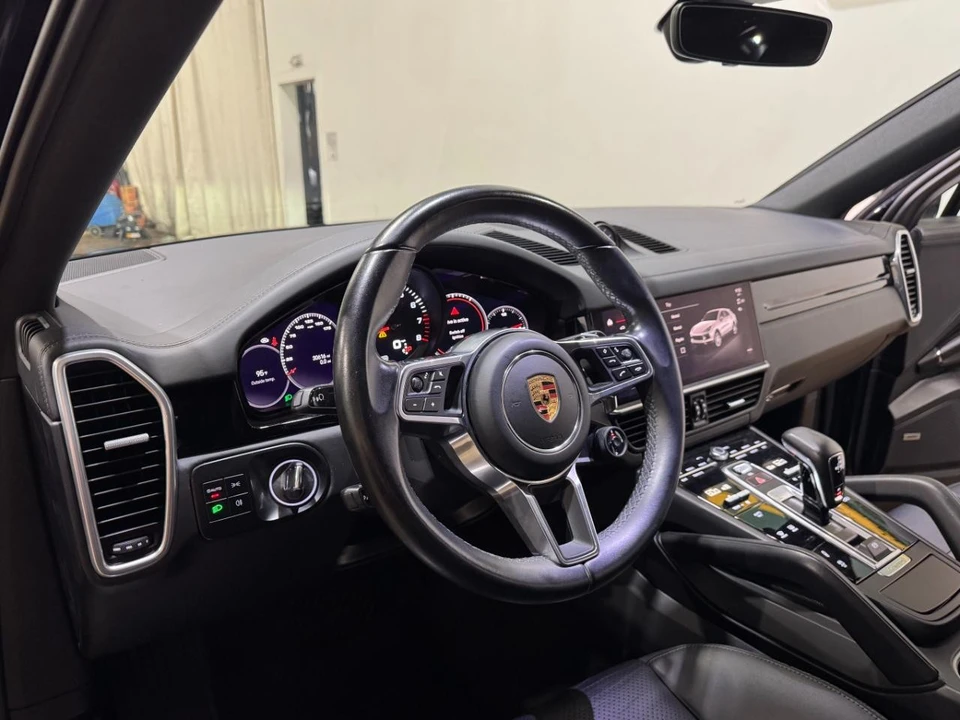 2022 Porsche 9Y0/9Y3 Cayenne Coupe - Image 9 of 31