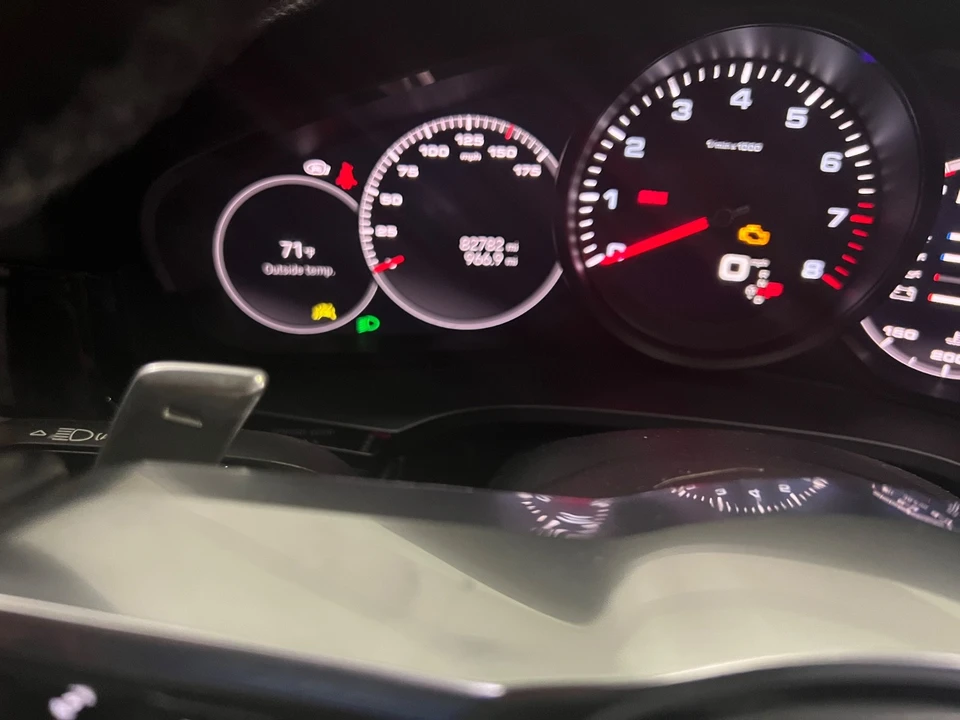 2022 Porsche 9Y0/9Y3 Cayenne Coupe - Image 6 of 20