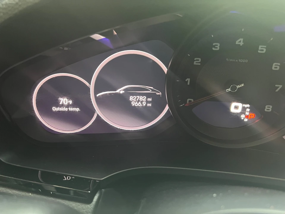 2022 Porsche 9Y0/9Y3 Cayenne Coupe - Image 10 of 20