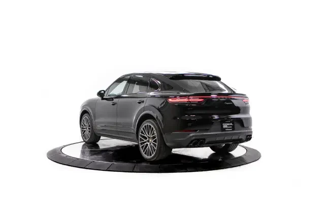 2022 Porsche 9Y0/9Y3 Cayenne - Image 4 of 5