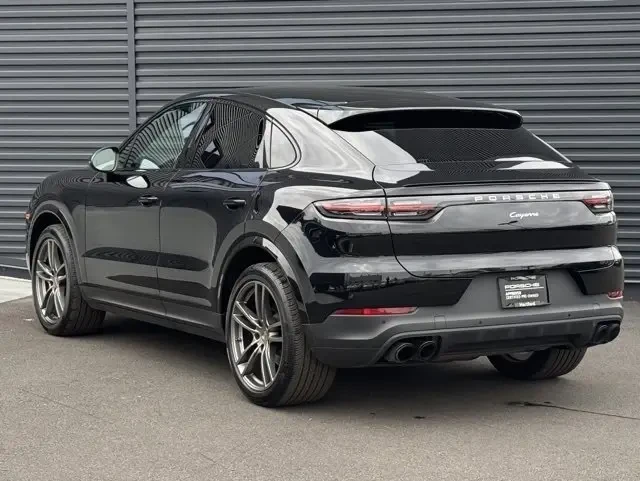 2022 Porsche 9Y0/9Y3 Cayenne - Image 3 of 6