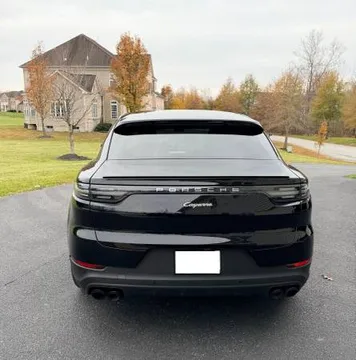 2022 Porsche Cayenne Coupe E-Hybrid Sport