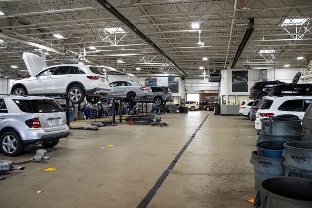 2022 Porsche 9Y0/9Y3 Cayenne GTS - Image 14 of 20