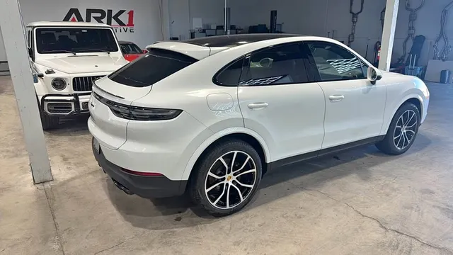 2022 Porsche Cayenne Coupe