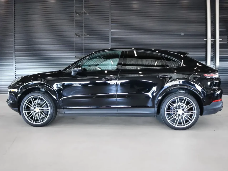 2022 Porsche 9Y0/9Y3 Cayenne - Image 2 of 6