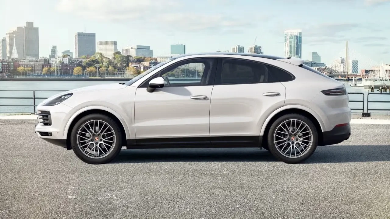 2022 Porsche 9Y0/9Y3 Cayenne - Image 2 of 6