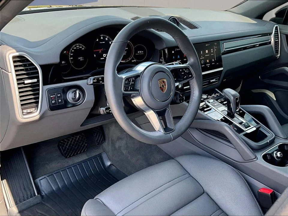 2022 Porsche 9Y0/9Y3 Cayenne Coupe - Image 4 of 5