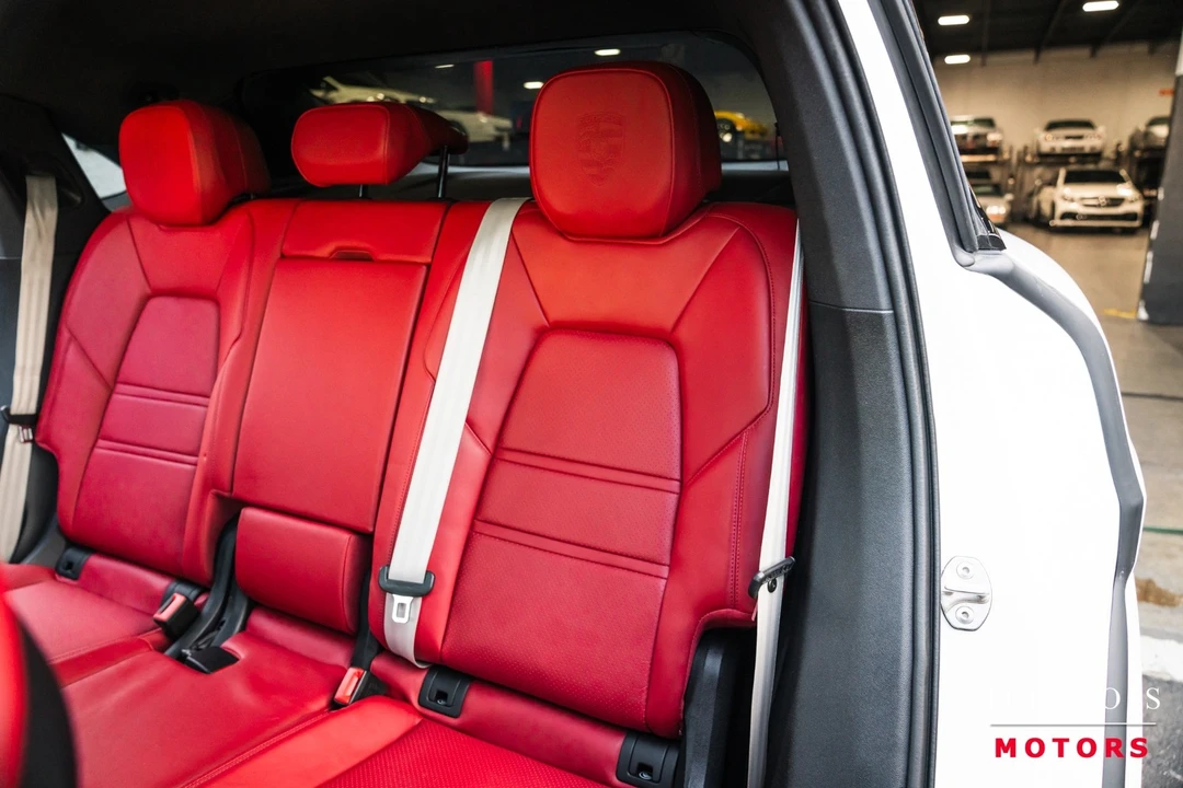 2022 Porsche 9Y0/9Y3 Cayenne Coupe - Image 31 of 31
