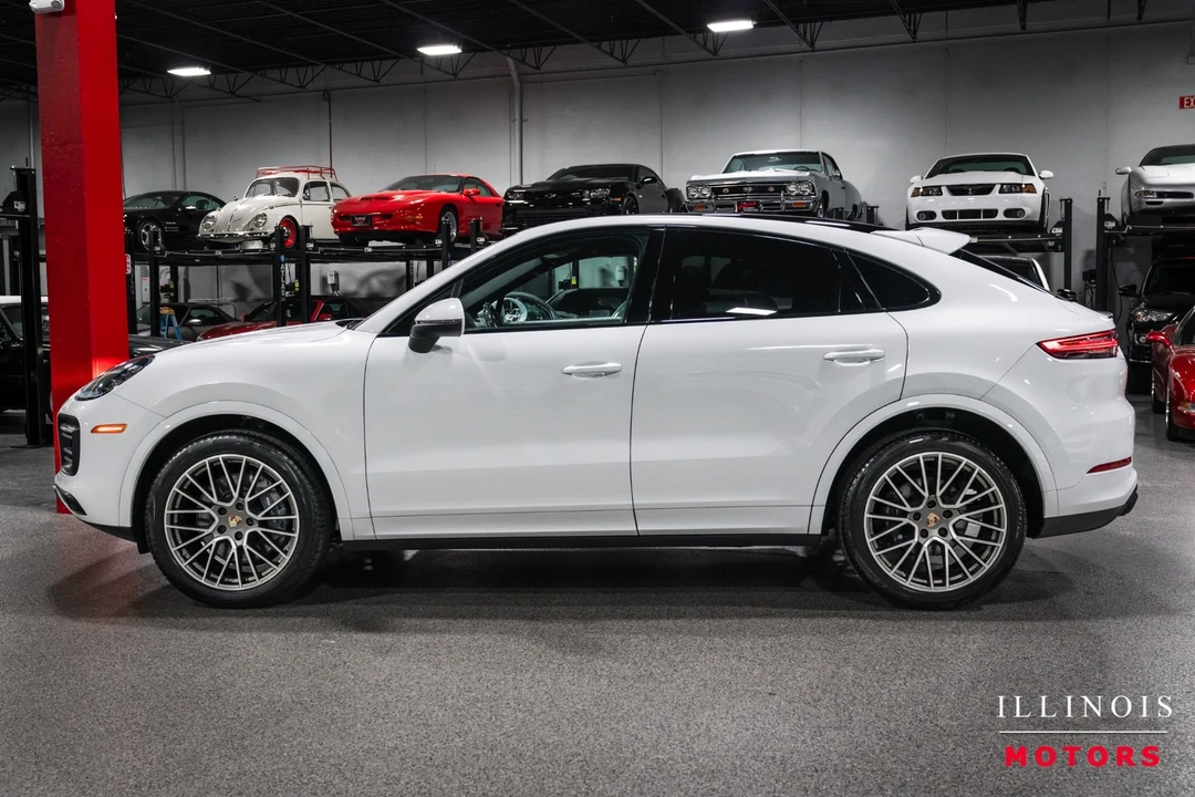 2022 Porsche 9Y0/9Y3 Cayenne Coupe - Image 2 of 31