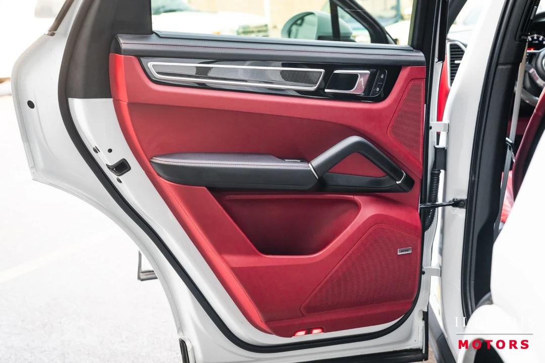2022 Porsche 9Y0/9Y3 Cayenne Coupe - Image 30 of 31