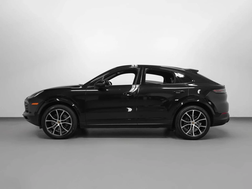 2022 Porsche 9Y0/9Y3 Cayenne Coupe - Image 2 of 5