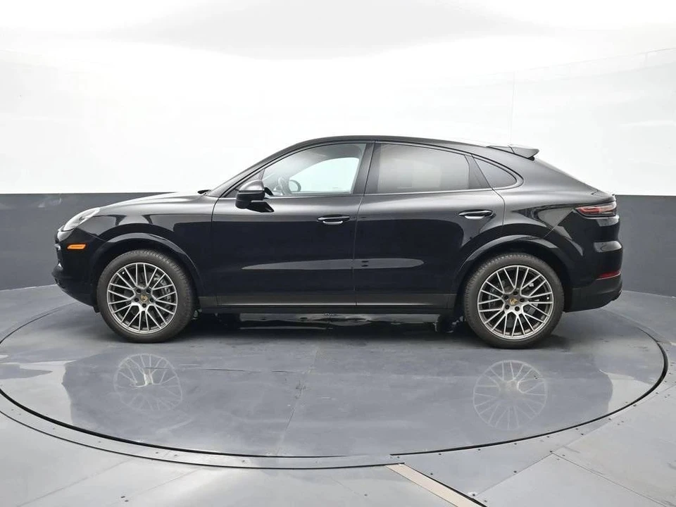 2022 Porsche 9Y0/9Y3 Cayenne Coupe - Image 2 of 5