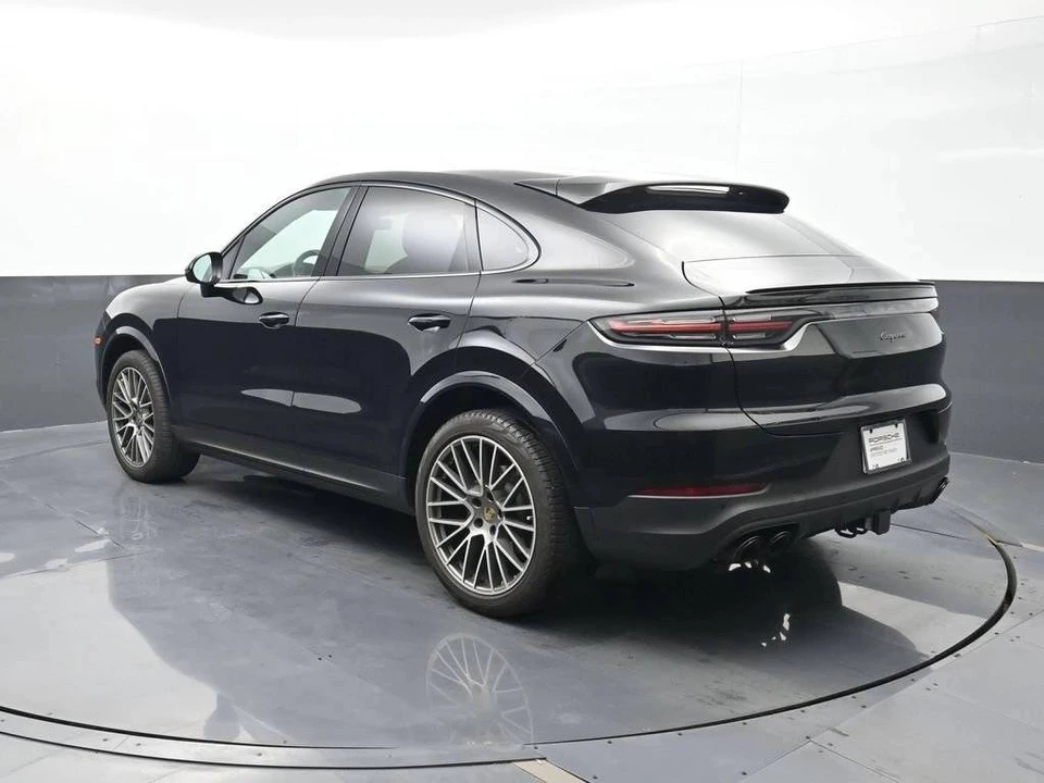 2022 Porsche 9Y0/9Y3 Cayenne Coupe - Image 3 of 5