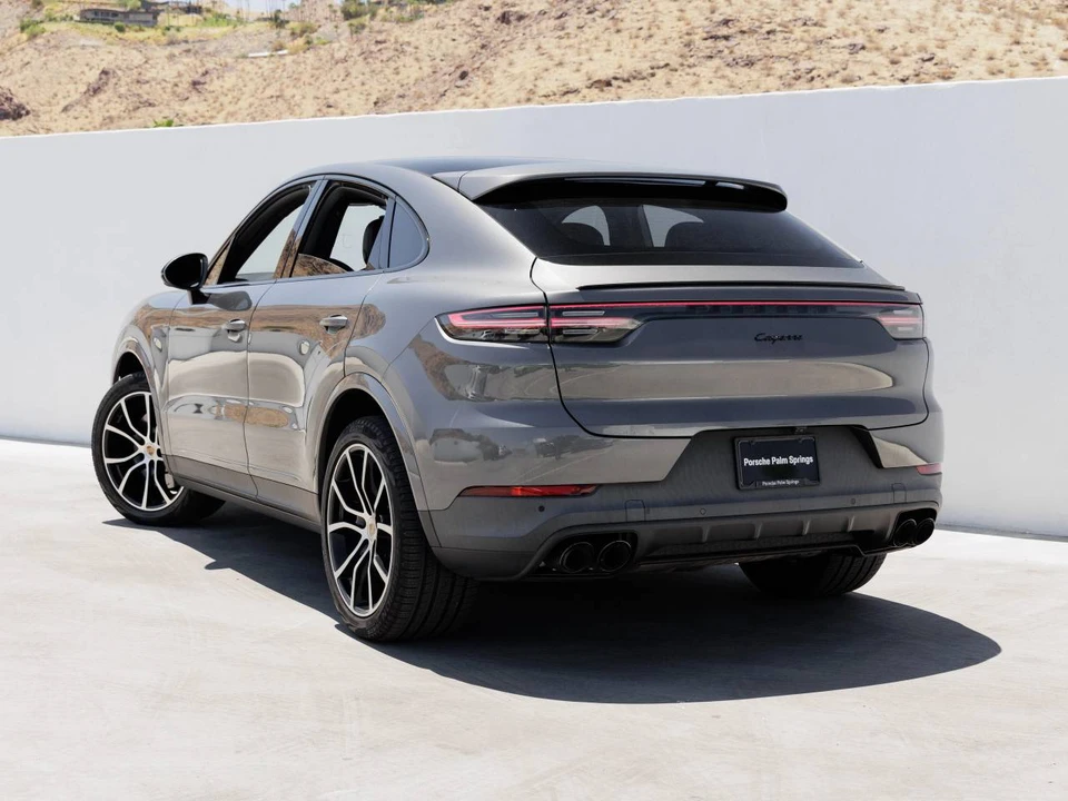2022 Porsche 9Y0/9Y3 Cayenne Coupe - Image 3 of 5