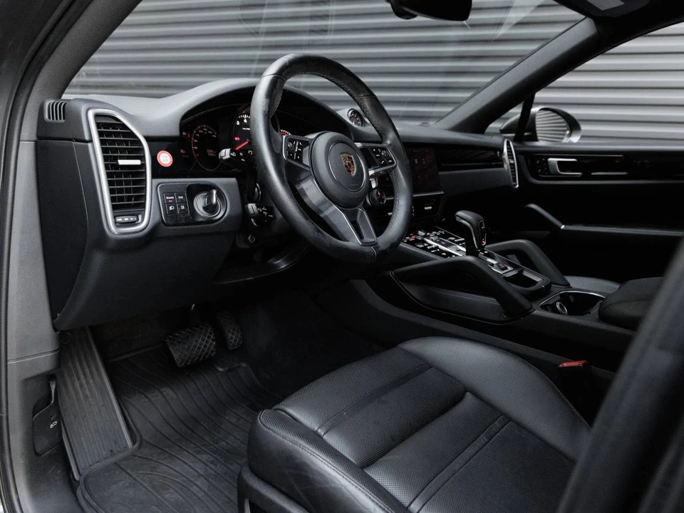2022 Porsche 9Y0/9Y3 Cayenne Coupe - Image 4 of 5