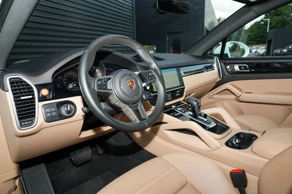 2022 Porsche 9Y0/9Y3 Cayenne Coupe - Image 4 of 5