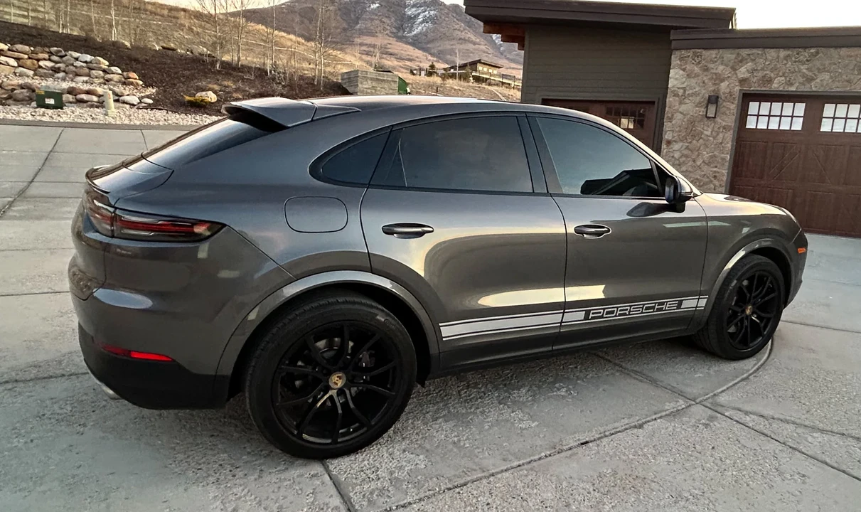2022 Porsche 9Y0/9Y3 Cayenne Coupe - Image 11 of 31