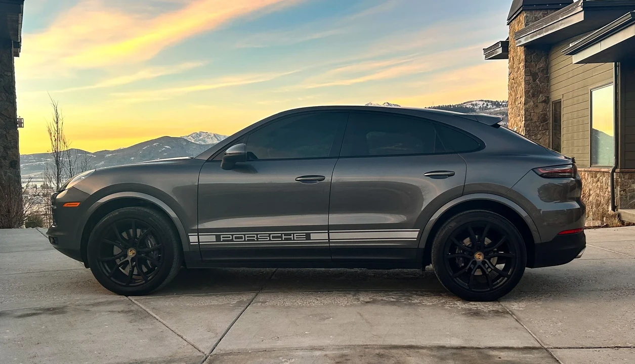 2022 Porsche 9Y0/9Y3 Cayenne Coupe - Image 4 of 31