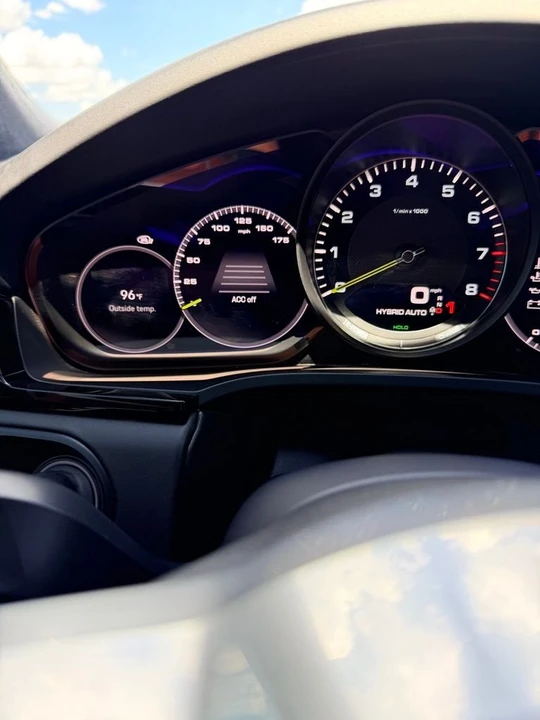 2022 Porsche 9Y0/9Y3 Cayenne - Image 9 of 18