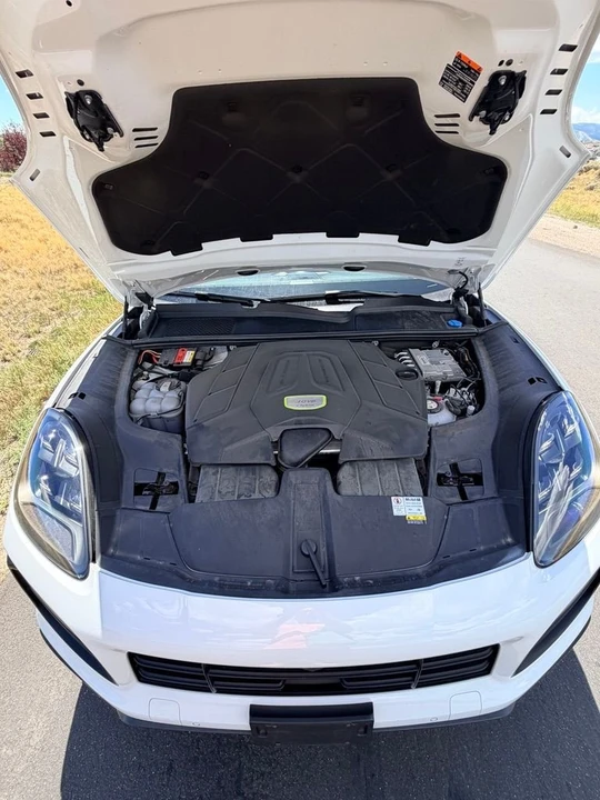 2022 Porsche 9Y0/9Y3 Cayenne - Image 6 of 18