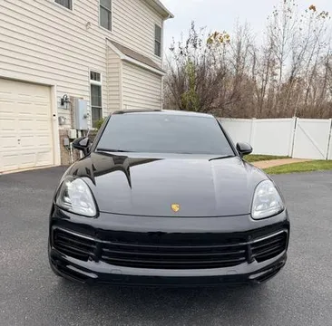 2022 Porsche Cayenne E-Hybrid Coupe