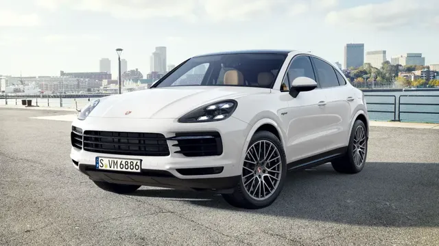 2022 Porsche Cayenne E-Hybrid Coupe Platinum Edition