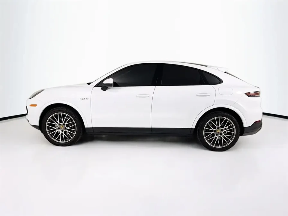 2022 Porsche 9Y0/9Y3 Cayenne - Image 2 of 6