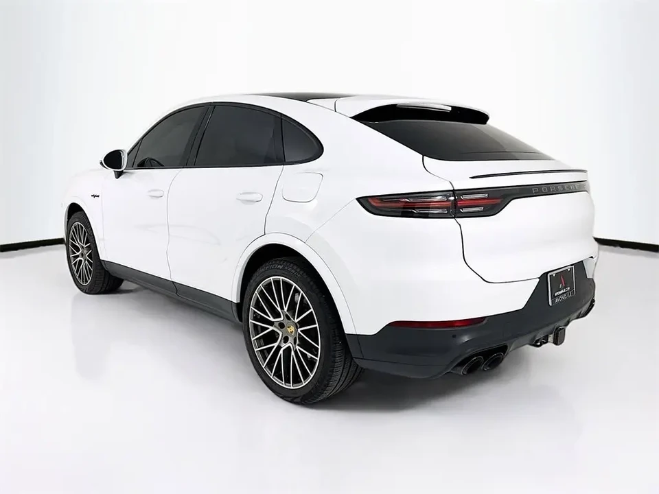 2022 Porsche 9Y0/9Y3 Cayenne - Image 3 of 6