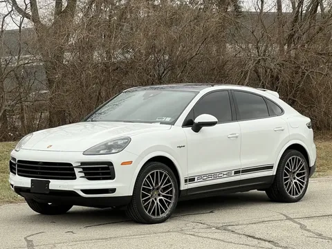2022 Porsche Cayenne E-Hybrid Coupe Platinum Edition