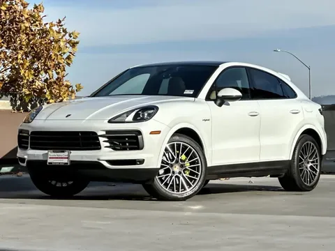 2022 Porsche Cayenne E-Hybrid Coupe
