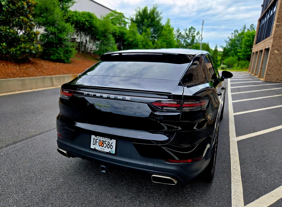 2022 Porsche 9Y0/9Y3 Cayenne Coupe - Image 17 of 31