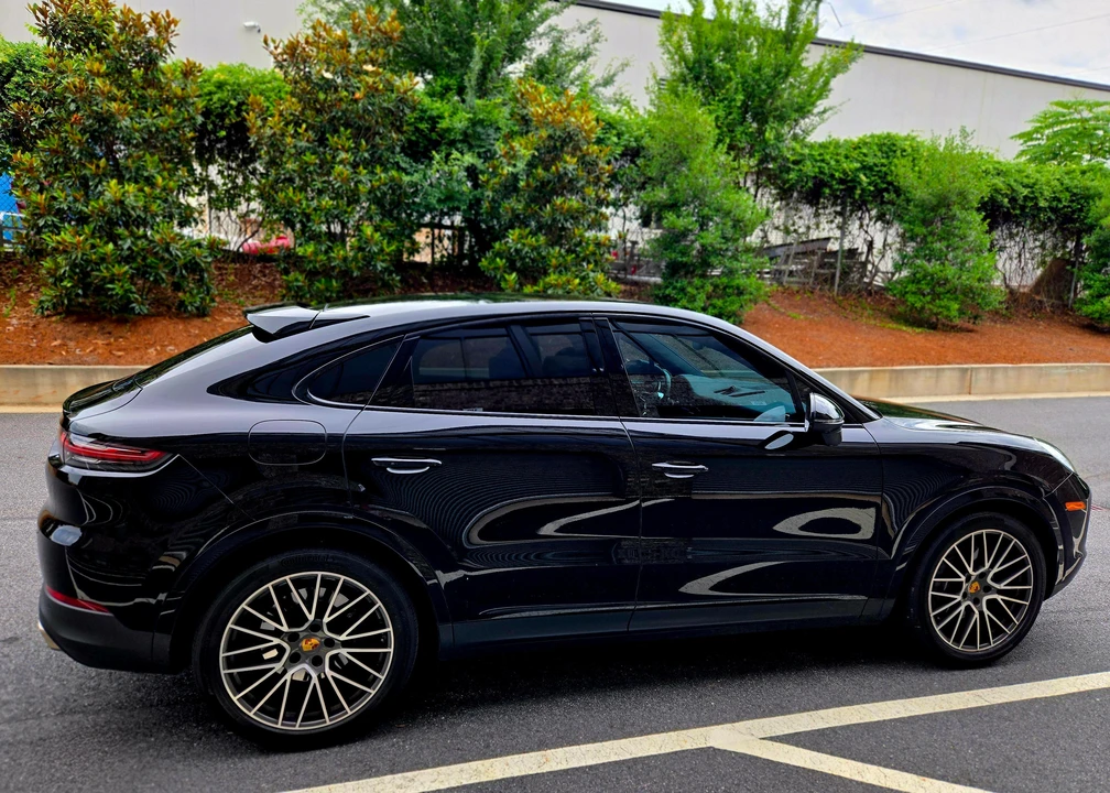 2022 Porsche 9Y0/9Y3 Cayenne Coupe - Image 22 of 31