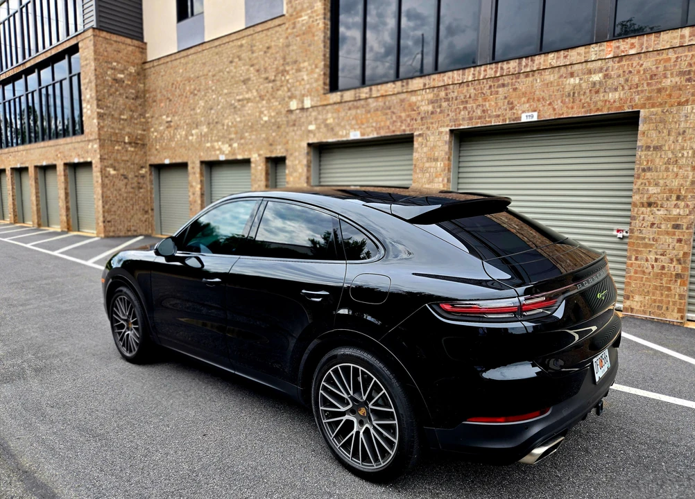 2022 Porsche 9Y0/9Y3 Cayenne Coupe - Image 12 of 31