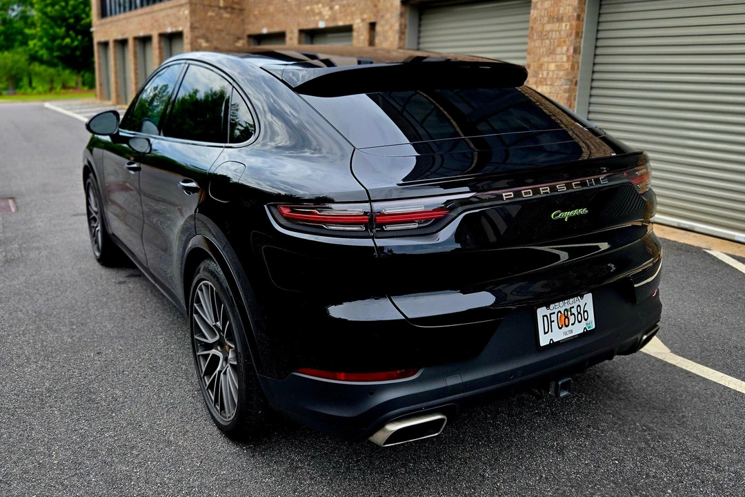 2022 Porsche 9Y0/9Y3 Cayenne Coupe - Image 4 of 31