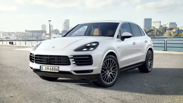 2022 Porsche Cayenne E-Hybrid