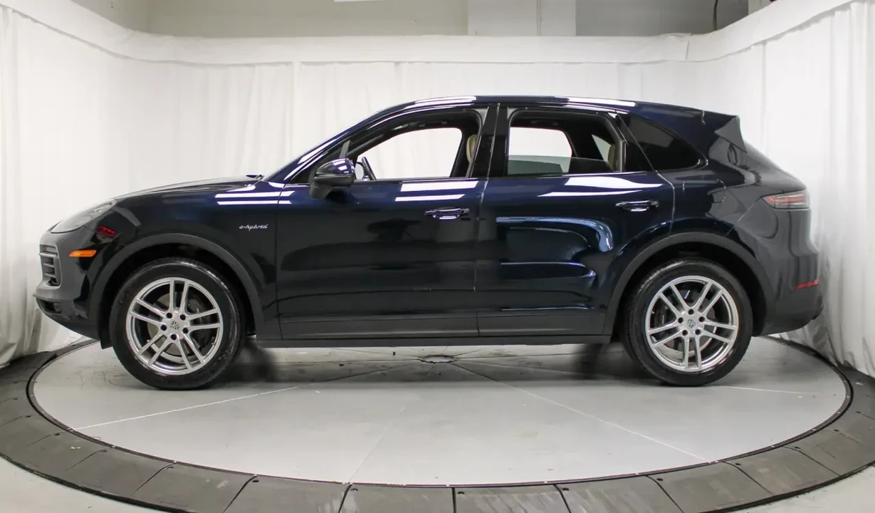 2022 Porsche 9Y0/9Y3 Cayenne - Image 3 of 7
