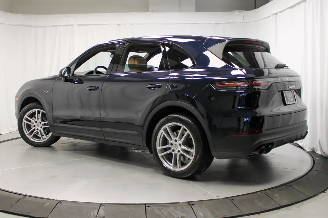 2022 Porsche 9Y0/9Y3 Cayenne - Image 4 of 7