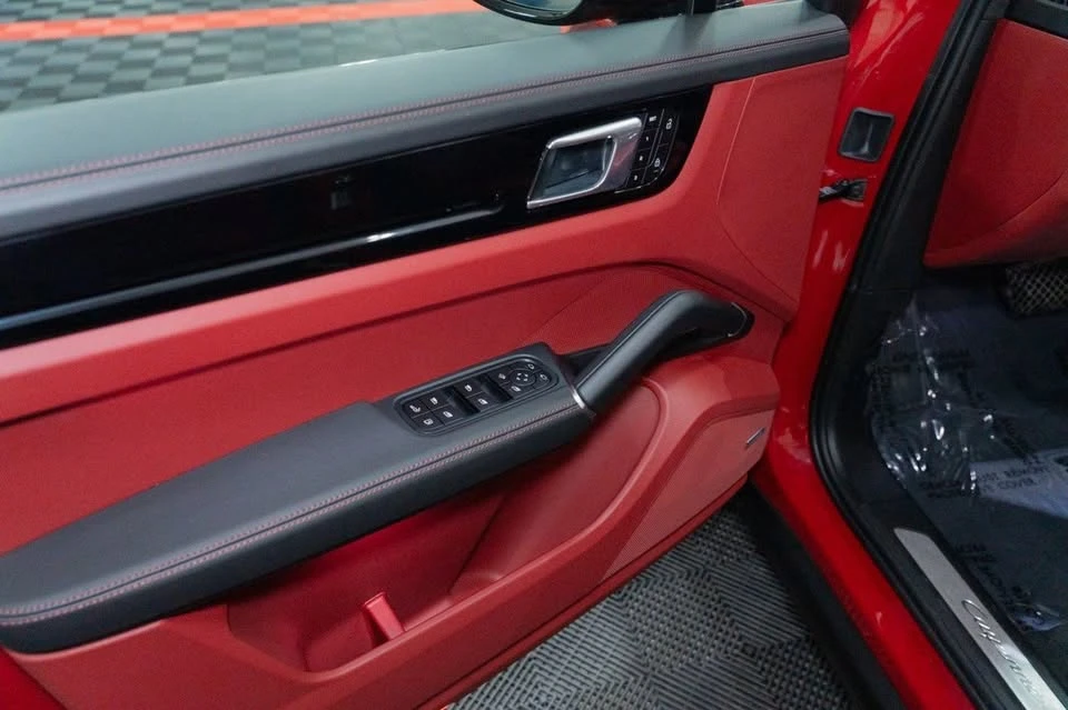 2022 Porsche 9Y0/9Y3 Cayenne - Image 17 of 20