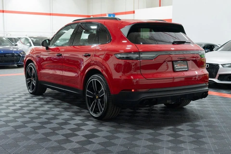 2022 Porsche 9Y0/9Y3 Cayenne - Image 4 of 20