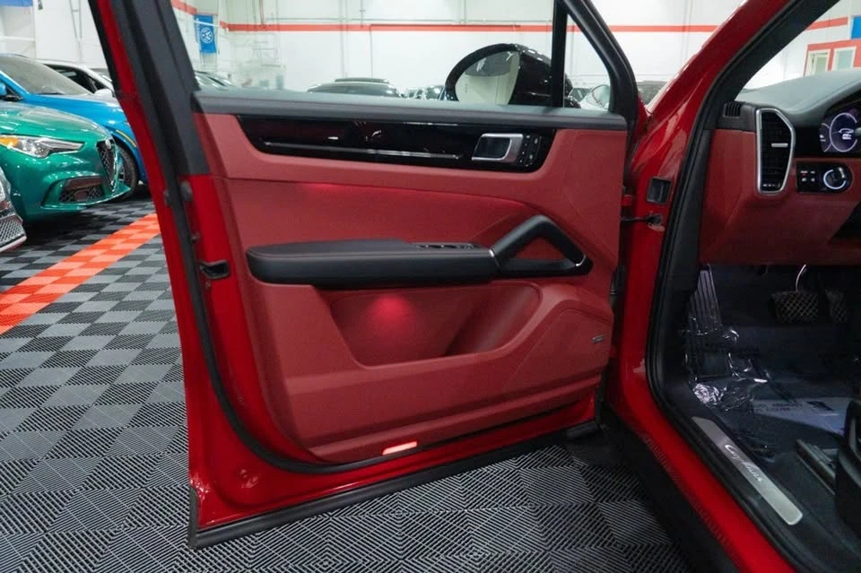 2022 Porsche 9Y0/9Y3 Cayenne - Image 16 of 20
