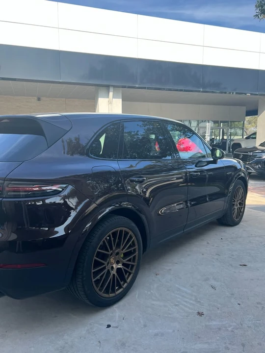 2022 Porsche 9Y0/9Y3 Cayenne - Image 10 of 11
