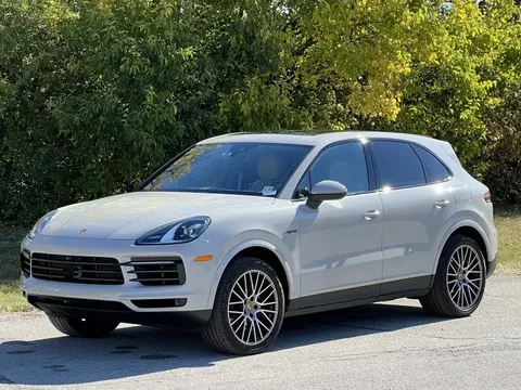 2022 Porsche Cayenne E-Hybrid Platinum Edition
