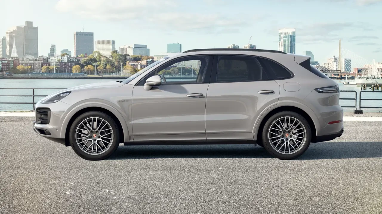 2022 Porsche 9Y0/9Y3 Cayenne - Image 2 of 7