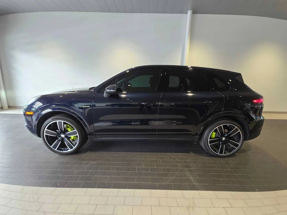2022 Porsche 9Y0/9Y3 Cayenne - Image 2 of 5