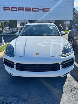 2022 Porsche Cayenne E-Hybrid Sport Utility 4D