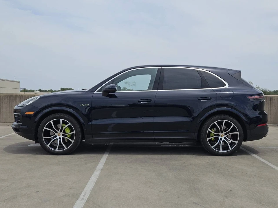 2022 Porsche 9Y0/9Y3 Cayenne - Image 2 of 5