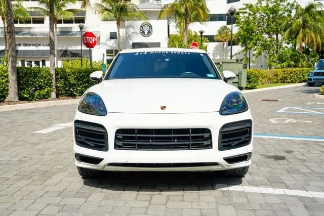 2022 Porsche 9Y0/9Y3 Cayenne GTS - Image 4 of 31