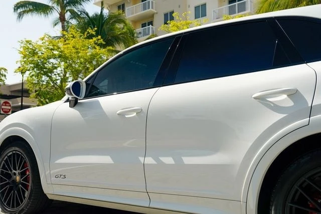 2022 Porsche 9Y0/9Y3 Cayenne GTS - Image 19 of 31