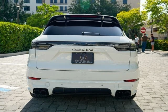 2022 Porsche 9Y0/9Y3 Cayenne GTS - Image 25 of 31