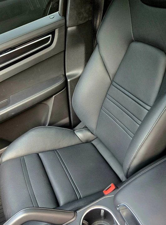 2022 Porsche 9Y0/9Y3 Cayenne GTS - Image 7 of 15
